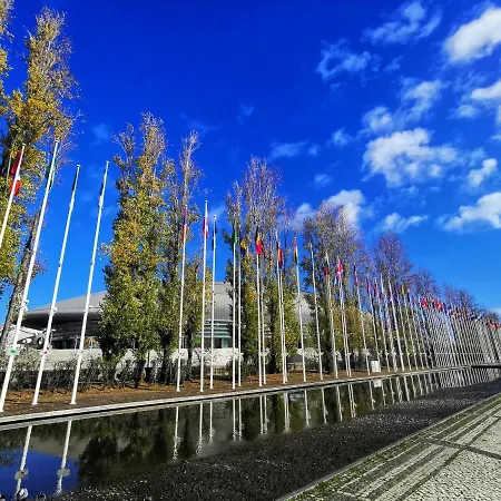 Bom Dia Parque Nacoes Lisboax Lägenhet Lisboa