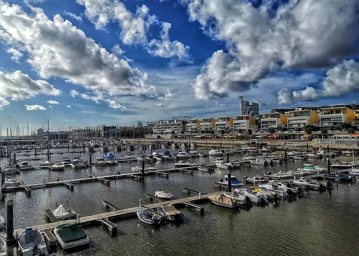 Bom Dia Parque Nacoes Lisboax Apartmán